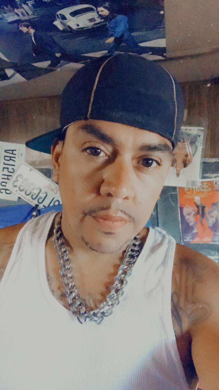 https://cdn.indiemusicreviews.net/images/a-breath-of-fresh-air-in-the-genre-of-hip-hop-presenting-to-the-world-ar15.jpg