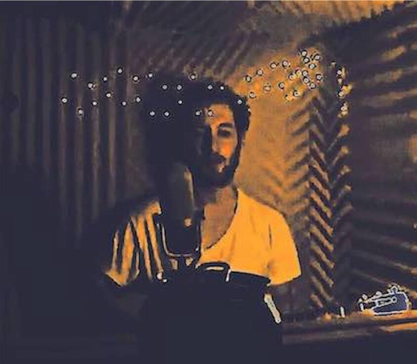 https://cdn.indiemusicreviews.net/images/a-haunted-folk-singer-makes-an-impactful-return-with-his-first-new-album-after-a-decade-of-silence.jpg