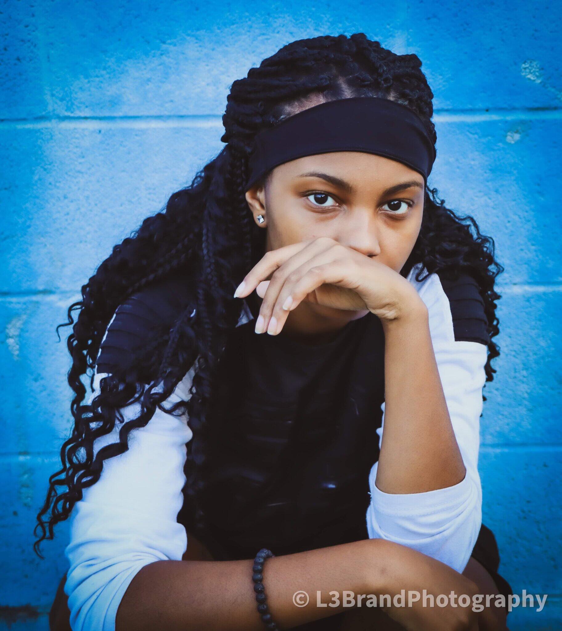 https://cdn.indiemusicreviews.net/images/a-hip-hop-artist-on-her-way-to-becoming-a-future-legend-introducing-to-the-world-kidd-lee.jpg