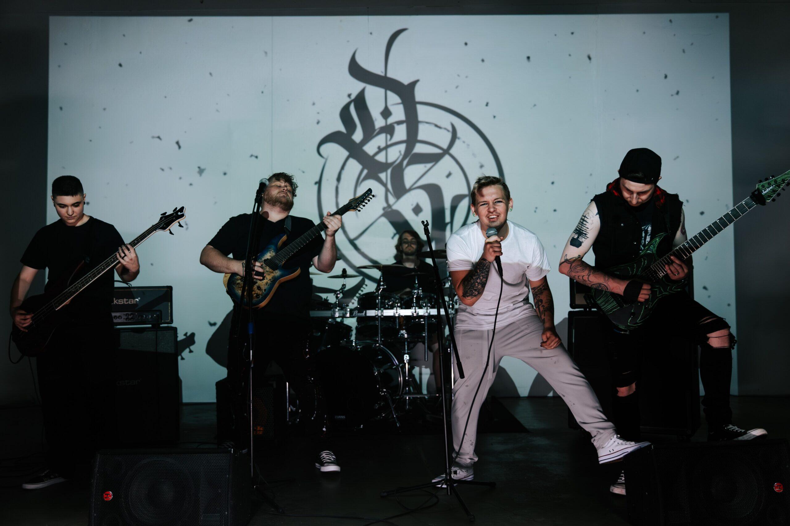 https://cdn.indiemusicreviews.net/images/a-scintillating-storm-of-passionate-hard-rock-and-metalcore-december-screams-embers-make-waves-with-new-music.jpg