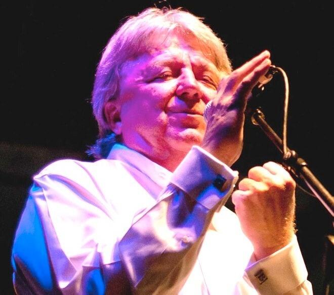 https://cdn.indiemusicreviews.net/images/a-soul-stirring-and-powerful-tribute-in-remembrance-of-an-icon-john-arthur-foster-unveils-new-single-for-eileen.jpg