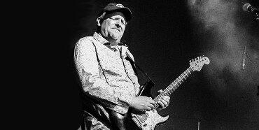 https://cdn.indiemusicreviews.net/images/albert-cummings-live-at-the-62-center.jpg