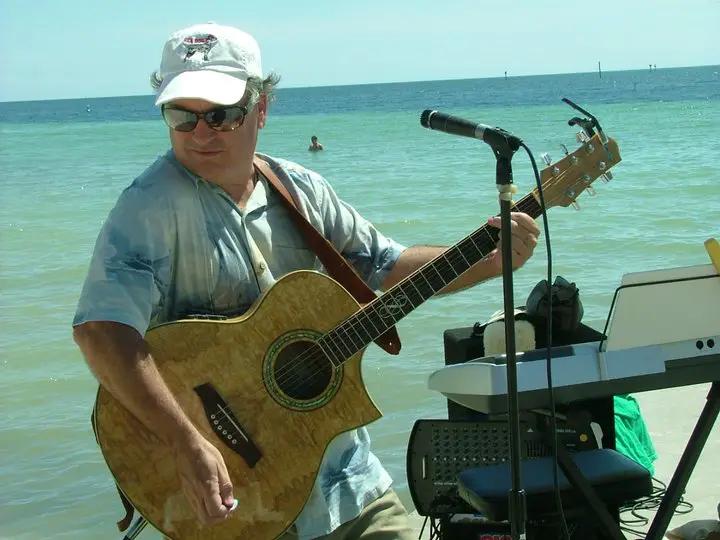https://cdn.indiemusicreviews.net/images/all-the-best-from-key-west.jpg