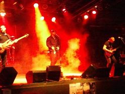 https://cdn.indiemusicreviews.net/images/approaching-dawns-metal-outlook-on-life.jpg