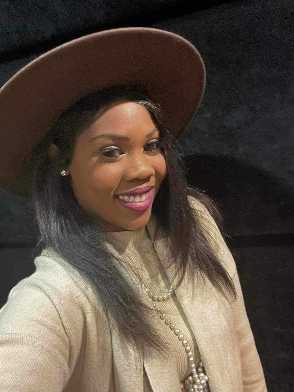 https://cdn.indiemusicreviews.net/images/armed-with-a-soulful-voice-authentic-flair-and-a-genuine-commitment-to-empowerment-and-transparency.jpg
