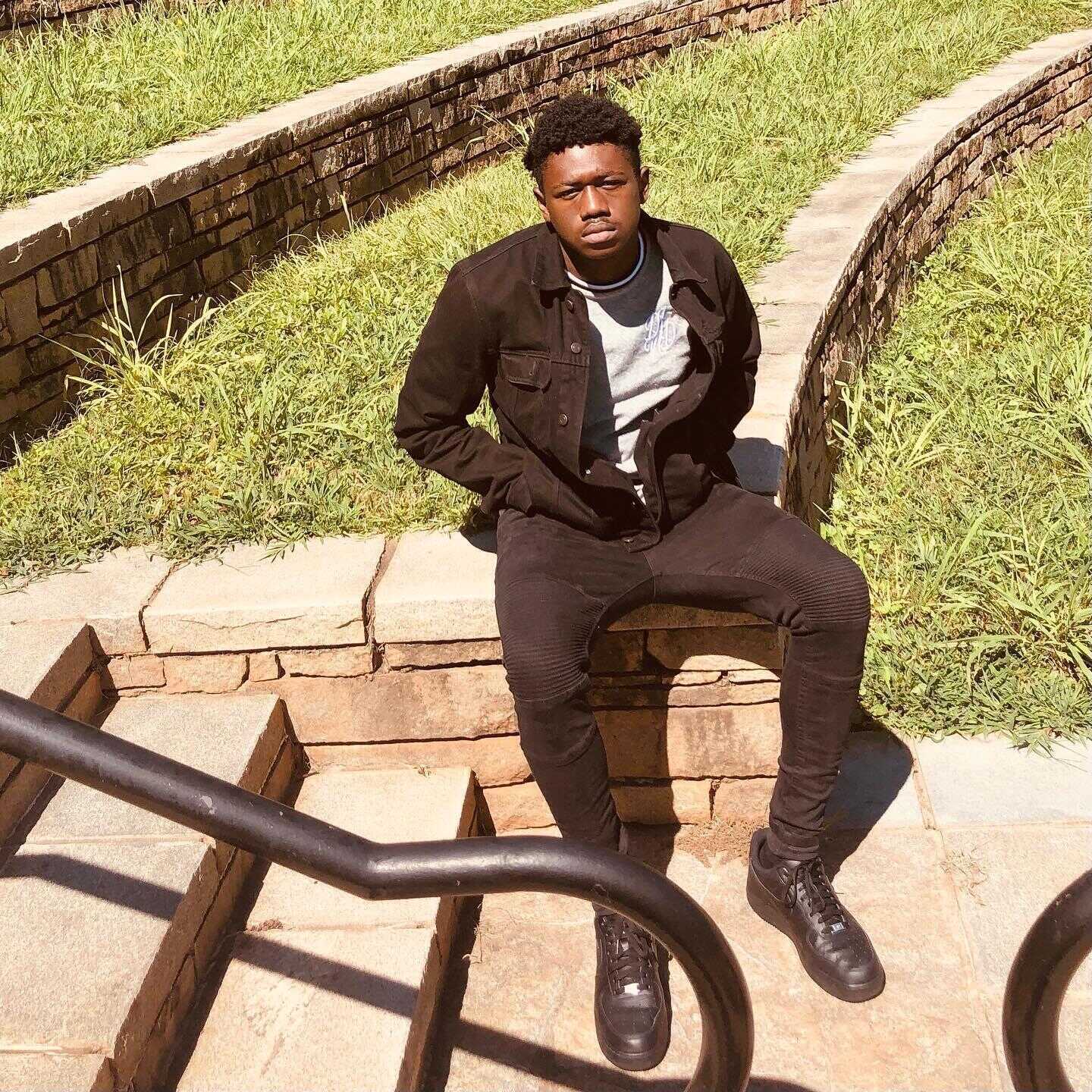 https://cdn.indiemusicreviews.net/images/artist-3hlro-releases-a-new-hip-hop-single.jpg