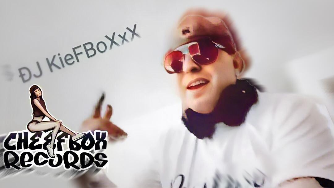 https://cdn.indiemusicreviews.net/images/authentic-funky-and-gritty-electronic-soundscapes-dj-kiefboxxx-marks-resurgent-return-with-new-album.jpg