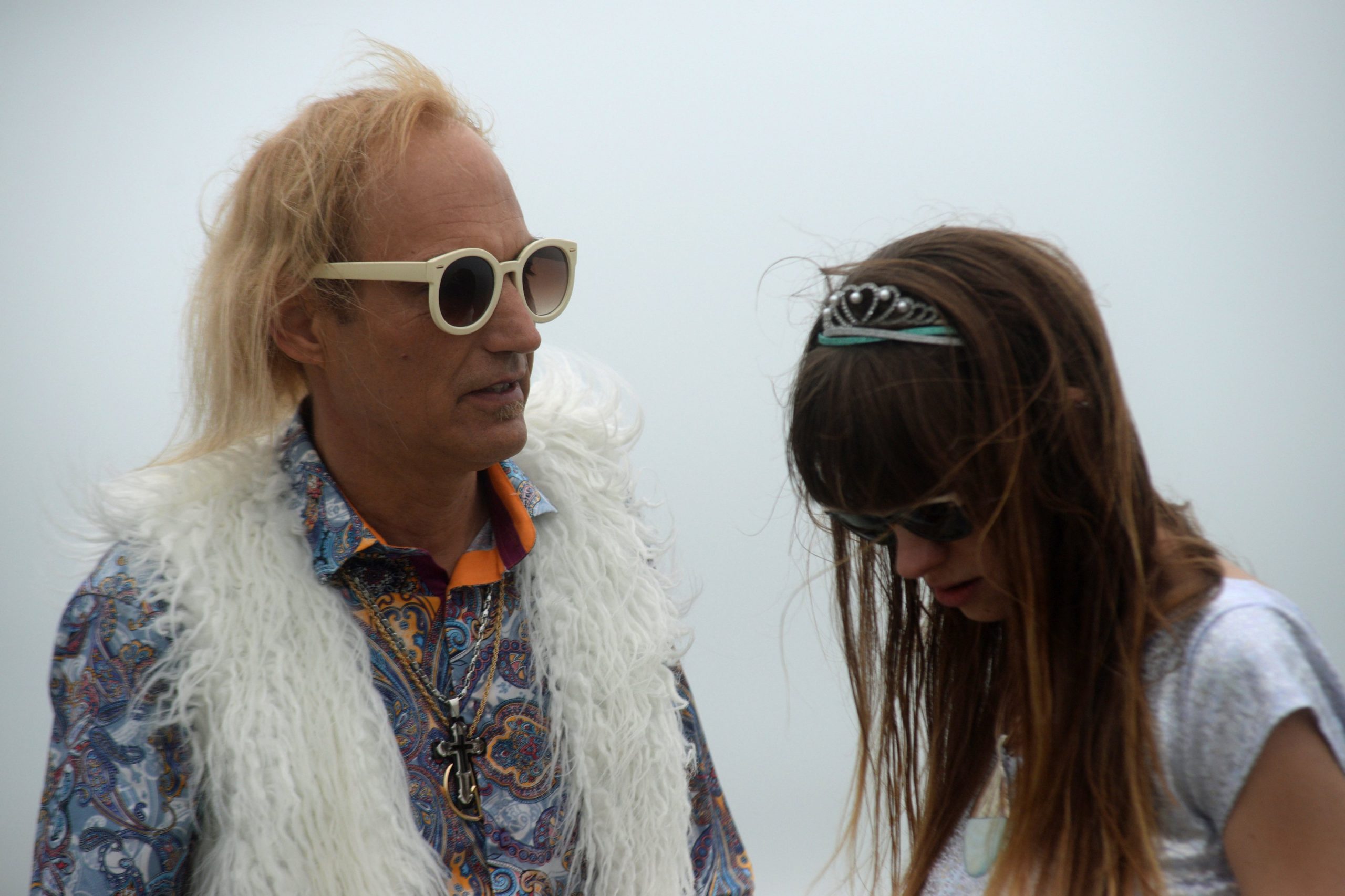 https://cdn.indiemusicreviews.net/images/av-super-sunshine-drops-new-single-video.jpg