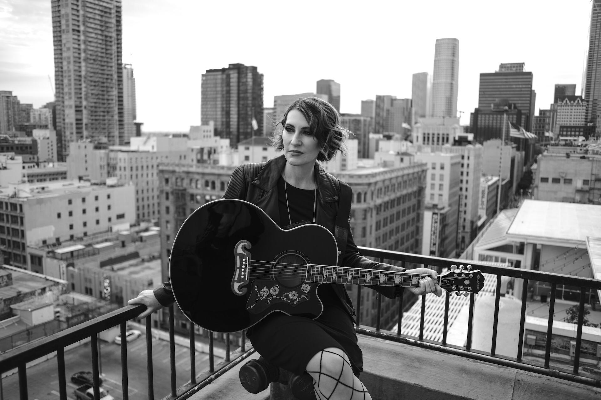 https://cdn.indiemusicreviews.net/images/bidding-a-somber-adios-to-the-city-of-angels-with-new-single-music-video-mel-stirling-unveils-pain-and-warring.jpg