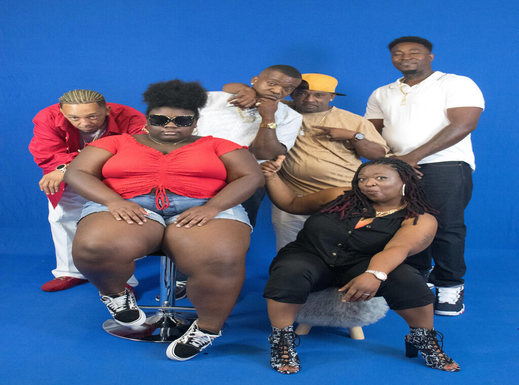 https://cdn.indiemusicreviews.net/images/brand-new-artists-in-the-world-of-hip-hop-and-rnb-this-is-nbh-family.jpg