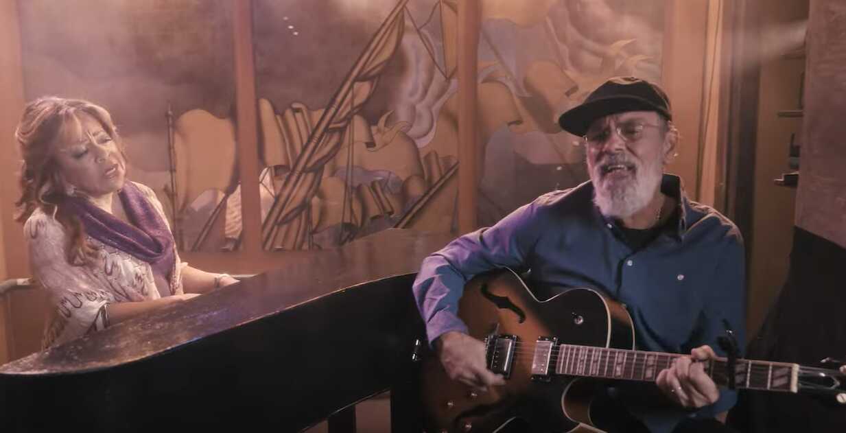 https://cdn.indiemusicreviews.net/images/bruce-sudano-teams-up-with-valerie-simpson-for-two-bleeding-hearts.png