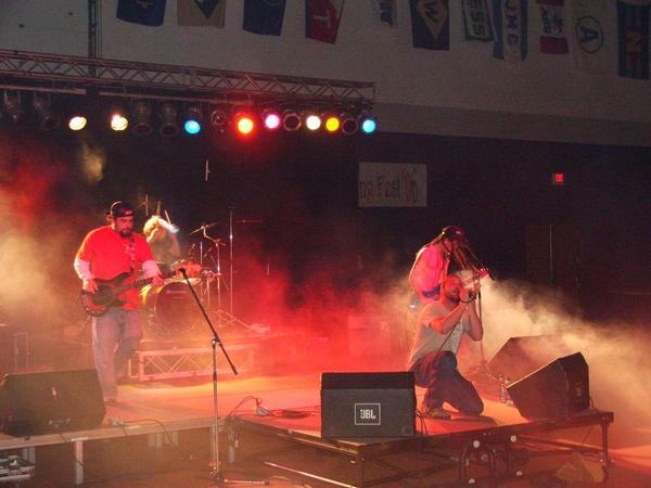 https://cdn.indiemusicreviews.net/images/can-innocence-make-big-noise.jpg