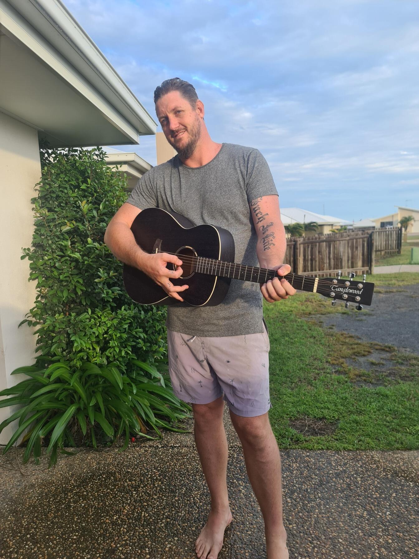 https://cdn.indiemusicreviews.net/images/captivating-audiences-with-a-magical-new-experience-michael-beddow-music-unveils-becoming-whole.jpg