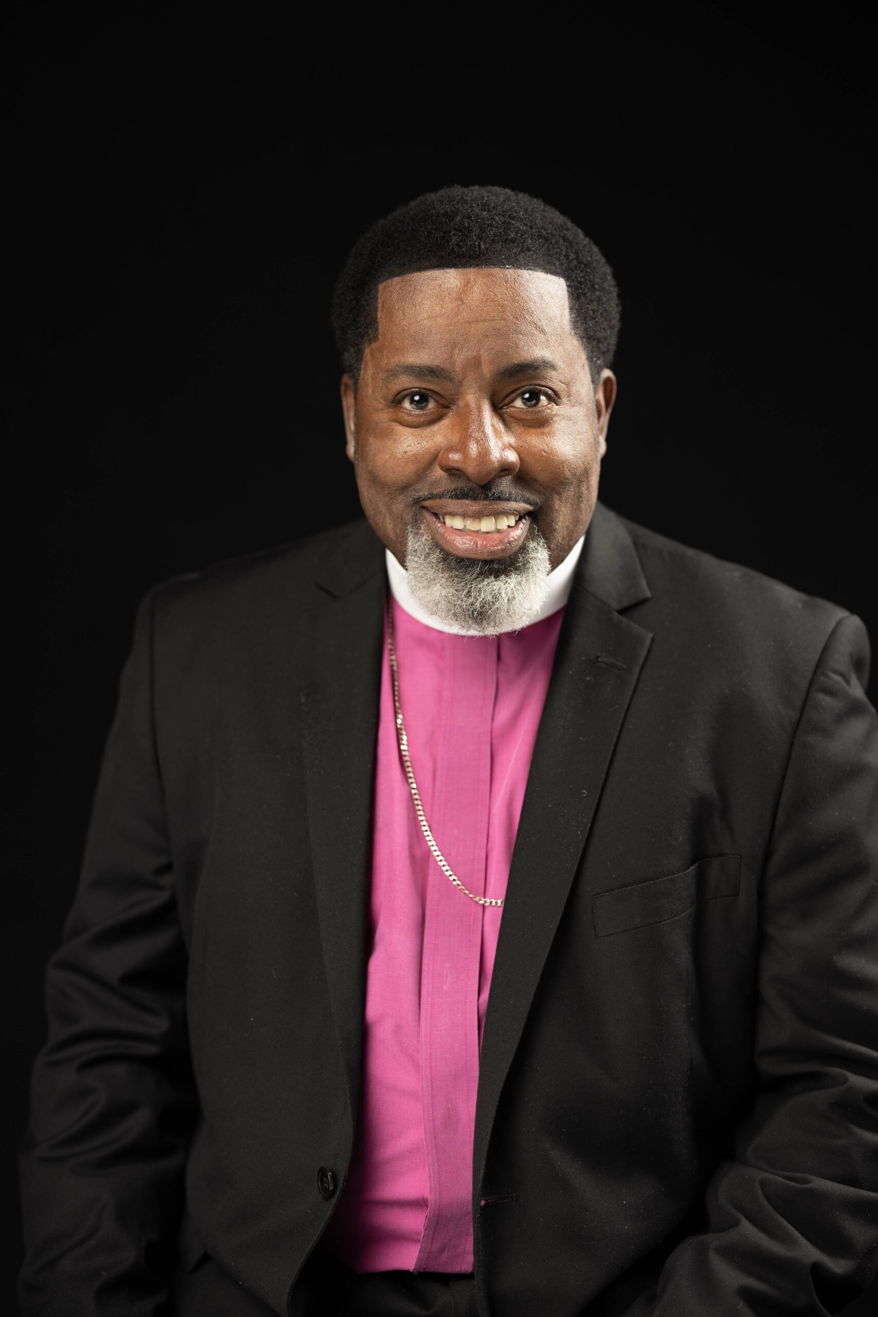 https://cdn.indiemusicreviews.net/images/captivating-gospel-rhythms-fused-with-brilliant-vocals-rising-artist-robert-grady-moore-jr-unveils-new-single.jpg