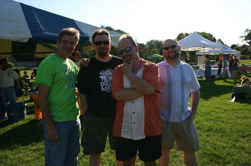 https://cdn.indiemusicreviews.net/images/chicagos-go-time-releases-new-lp.jpg
