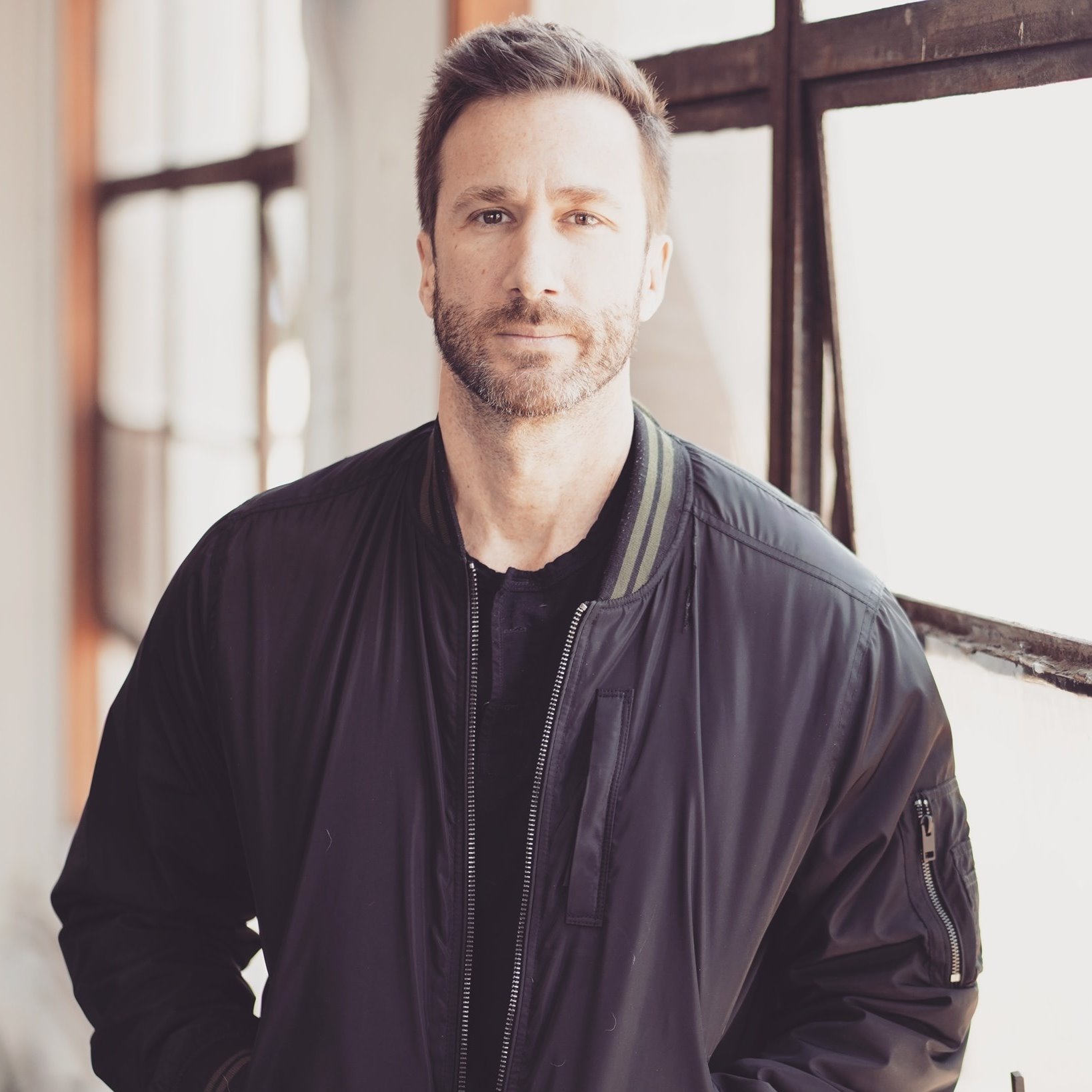 https://cdn.indiemusicreviews.net/images/chris-waters-releases-blurry.jpg