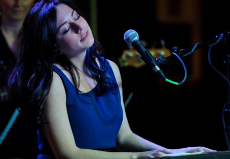 https://cdn.indiemusicreviews.net/images/christina-custode-the-singer-songwrite-with-the-voice-of-an-angel.jpeg