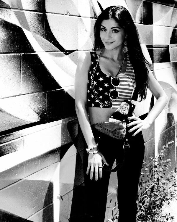 https://cdn.indiemusicreviews.net/images/christine-saade-get-together.jpg