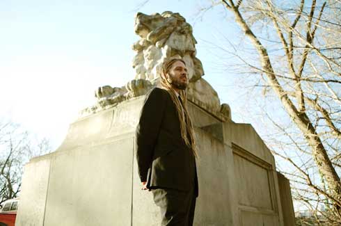 https://cdn.indiemusicreviews.net/images/come-listen-to-christos.jpg