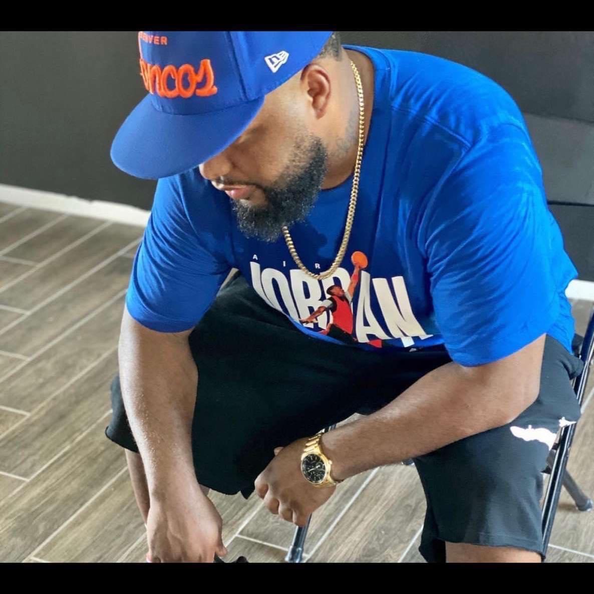 https://cdn.indiemusicreviews.net/images/could-og-lew-be-the-first-artist-to-blow-from-irving-texas.jpg