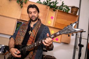 https://cdn.indiemusicreviews.net/images/embrace-rich-and-dynamic-rock-n-roll-imbued-within-mediterranean-soul-rising-artist-aksel-allouch-spins-magic-with-new-single-1.jpg