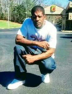 https://cdn.indiemusicreviews.net/images/flaw-spreads-a-positive-note-his-music.jpg