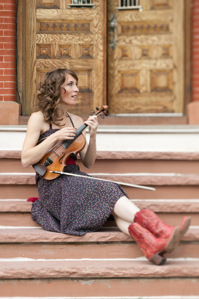 https://cdn.indiemusicreviews.net/images/get-fiddlin-with-katie-glassman.jpg
