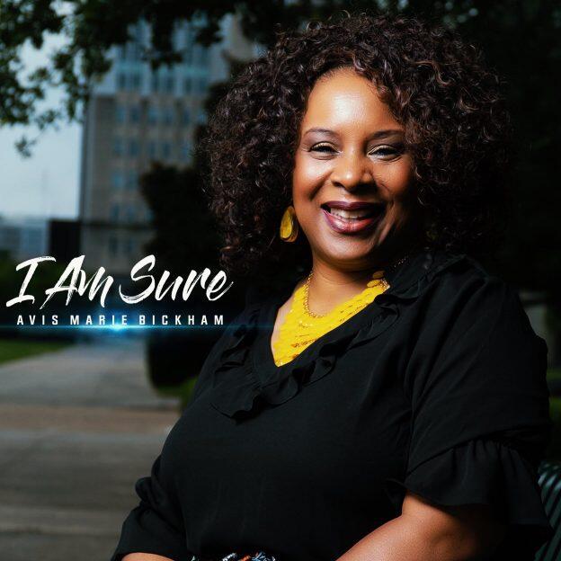 https://cdn.indiemusicreviews.net/images/gospel-artist-avis-marie-bickham-brings-the-lords-light-closer-2.jpg