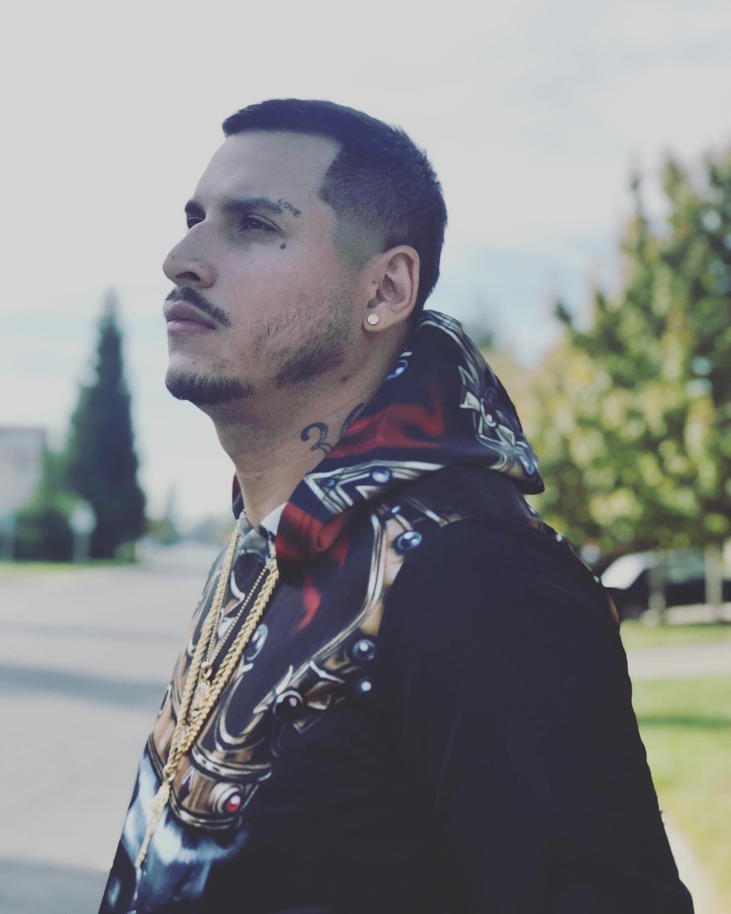 https://cdn.indiemusicreviews.net/images/hip-hop-and-rap-music-that-enriches-the-soul-yjs-produces-music-that-re-invents-older-musical-methods-with-novel-zeal.jpg