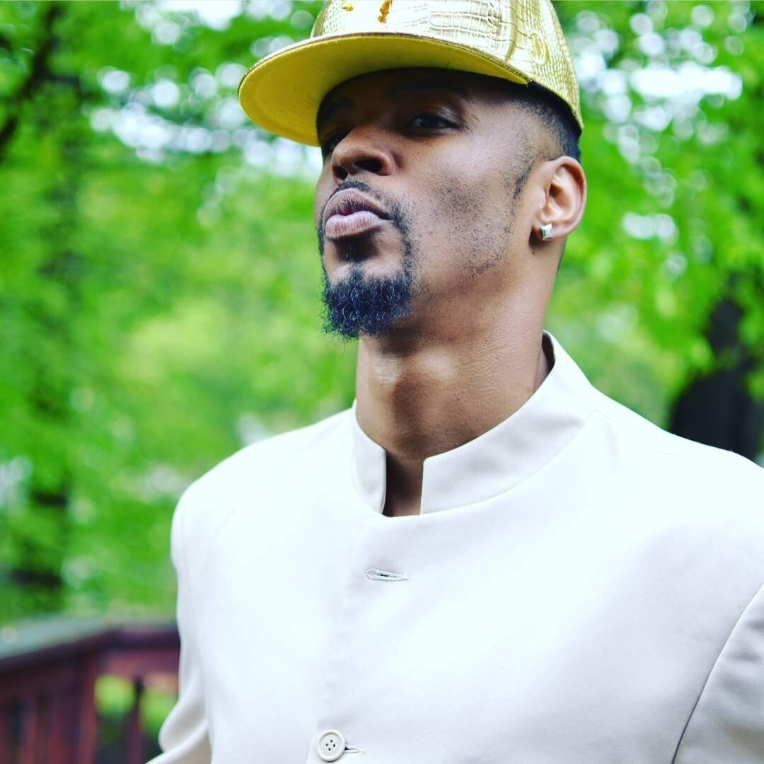 https://cdn.indiemusicreviews.net/images/hip-hop-dance-and-new-age-rap-with-heartfelt-storytelling-military-veteran-artist-phanom-x-delivers-new-single.jpg