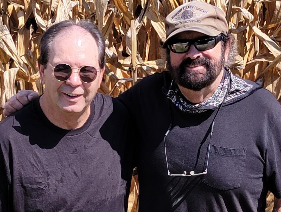 https://cdn.indiemusicreviews.net/images/hitmaker-bill-hicks-and-legendary-producer-neal-james-reignite-the-blues-scene-with-shell-never-know.jpg