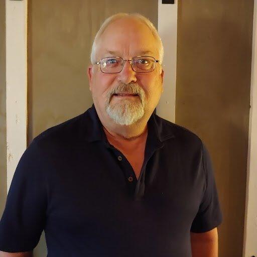 https://cdn.indiemusicreviews.net/images/illuminating-the-country-and-christian-scene-with-loving-themes-and-stories-baxter-musics-new-record-inspires-joy.jpg