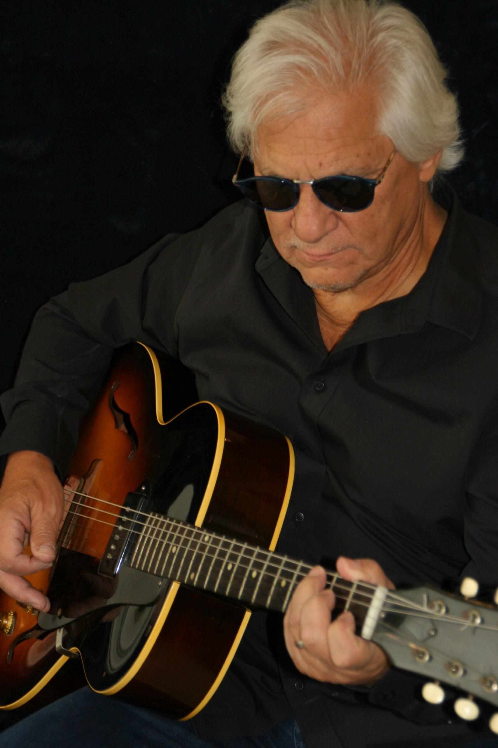 https://cdn.indiemusicreviews.net/images/interview-with-singer-songwriter-jim-scaparotti.jpg