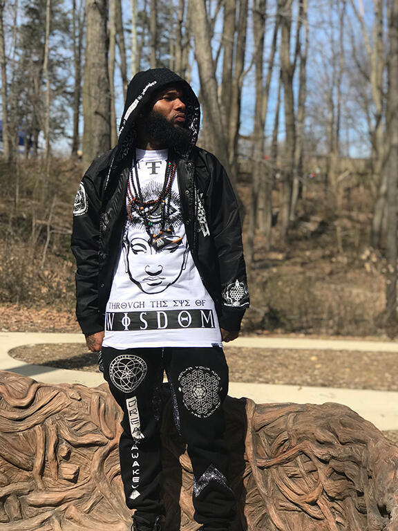 https://cdn.indiemusicreviews.net/images/introducing-mean-mo-a-hip-hop-prophet.jpg