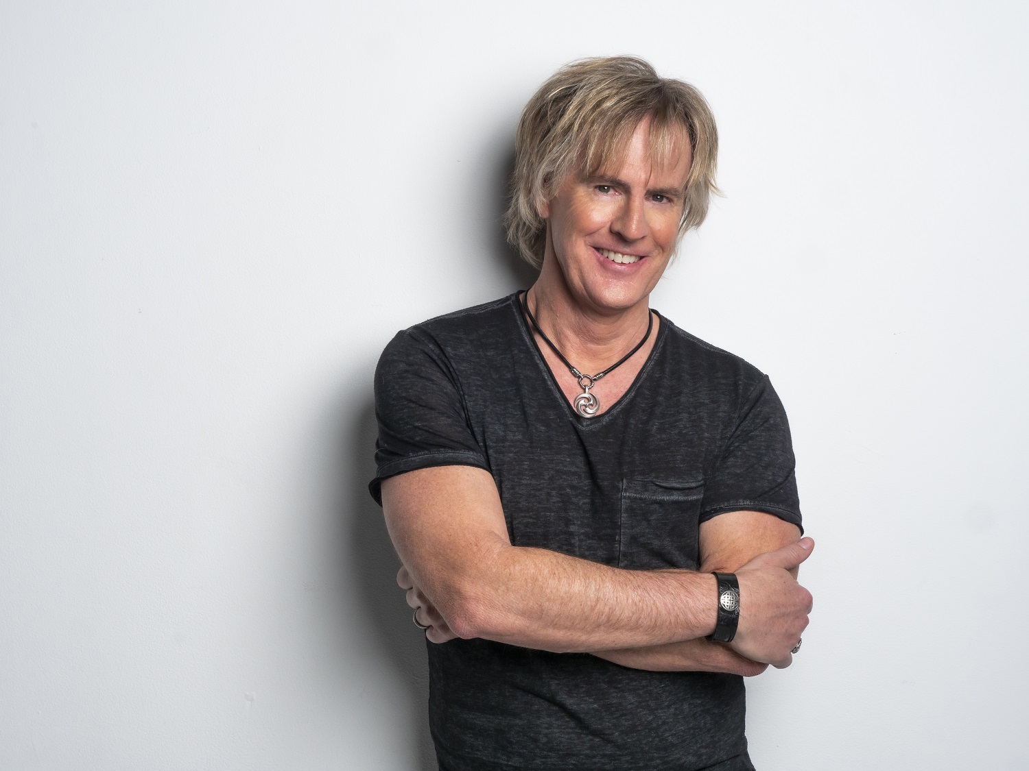 https://cdn.indiemusicreviews.net/images/jeff-coffey-releases-amazing-14-song-origins-collection.jpg