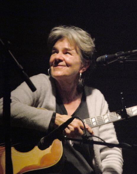 https://cdn.indiemusicreviews.net/images/jemima-james-at-longview-farm.jpg