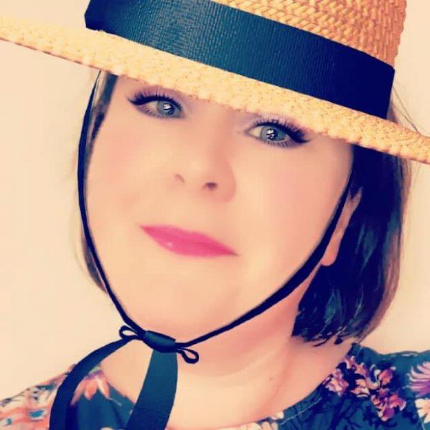 https://cdn.indiemusicreviews.net/images/kathy-mahon-offers-country-inspiration-from-ireland.jpg