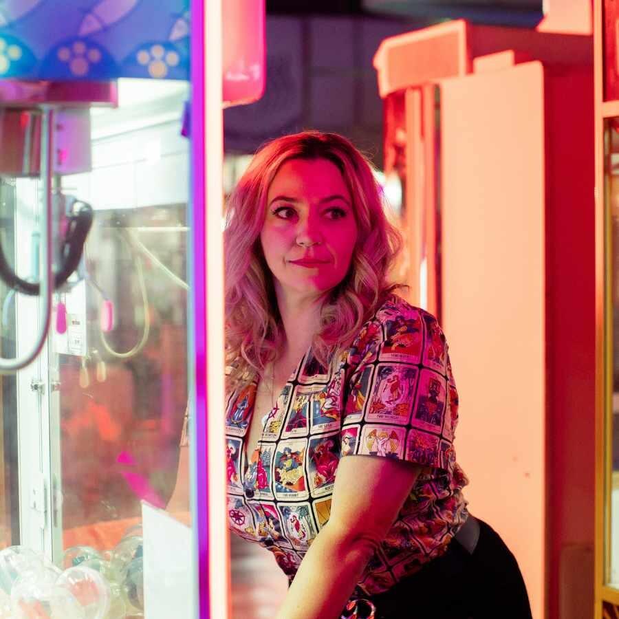 https://cdn.indiemusicreviews.net/images/katija-honors-the-singers-emotional-boundaries-on-new-indie-pop-single.jpg