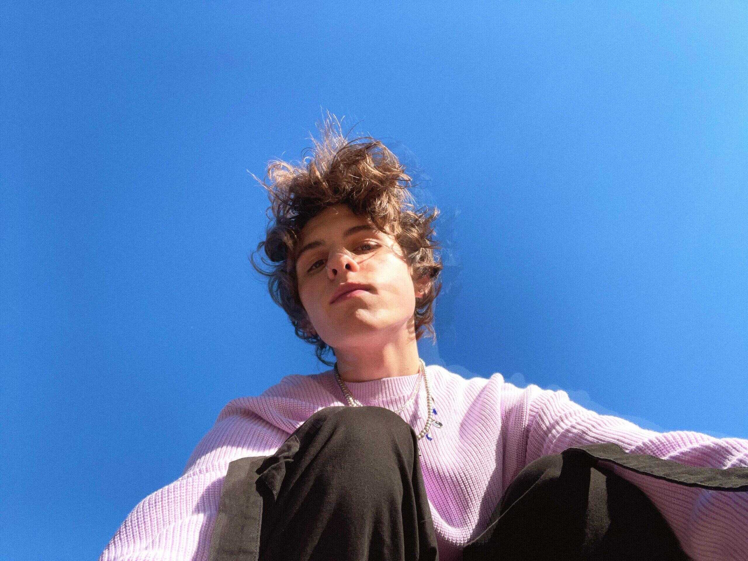 https://cdn.indiemusicreviews.net/images/kenny-potter-15-year-old-writer-producer-and-singer-is-breaking-ground-in-the-pop-scene.jpg
