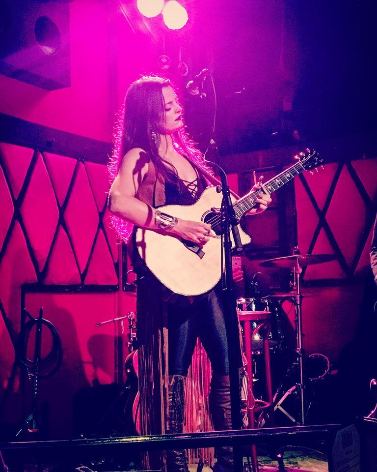 https://cdn.indiemusicreviews.net/images/kim-vogels-native.jpg