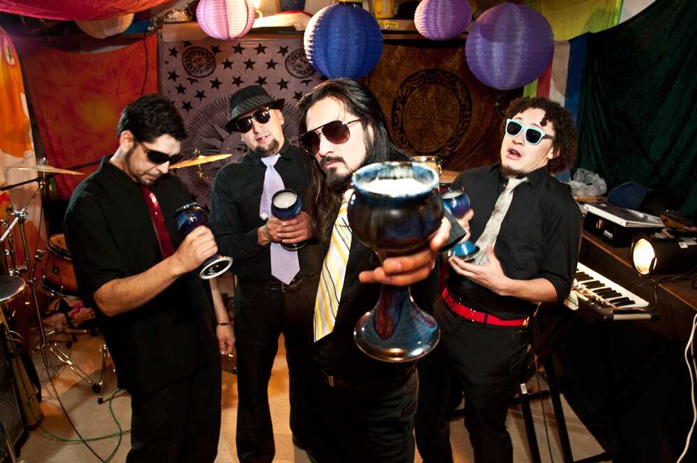 https://cdn.indiemusicreviews.net/images/latin-flair-and-funk-from-drinking-with-clowns.jpg