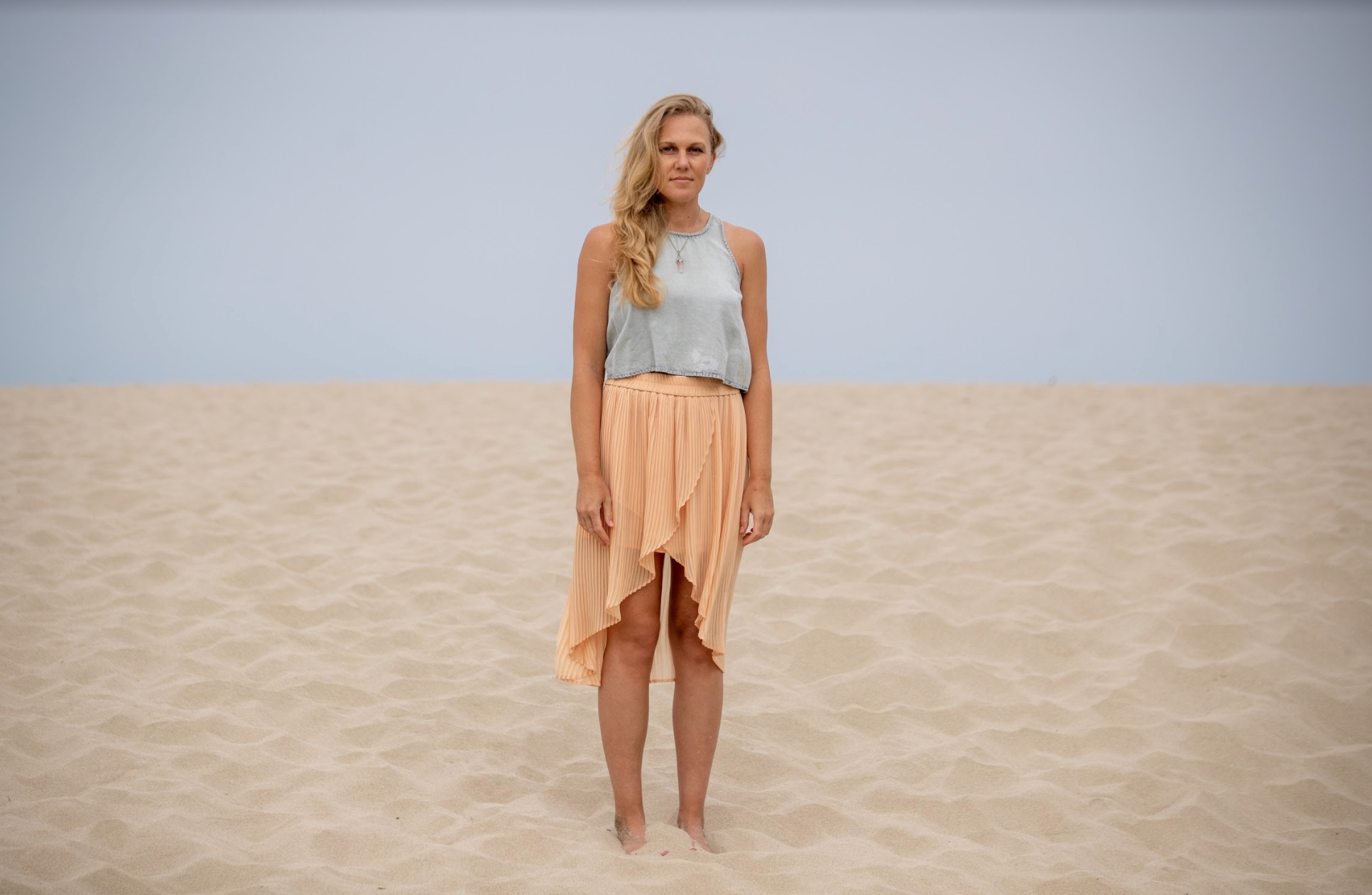 https://cdn.indiemusicreviews.net/images/lauren-hulberts-new-single-gone-in-one.jpg