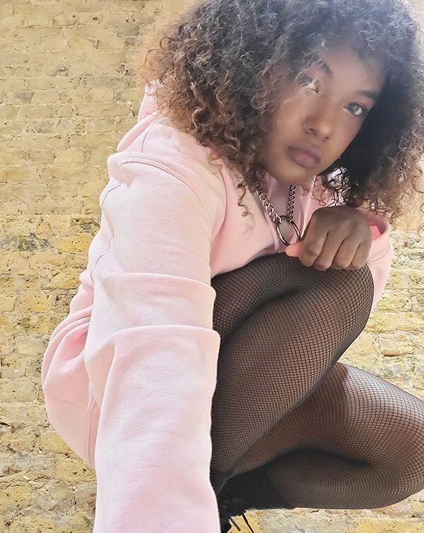 https://cdn.indiemusicreviews.net/images/lilith-ais-vanity-is-a-bitch-cuts-deeper-than-than-your-average-record.jpg