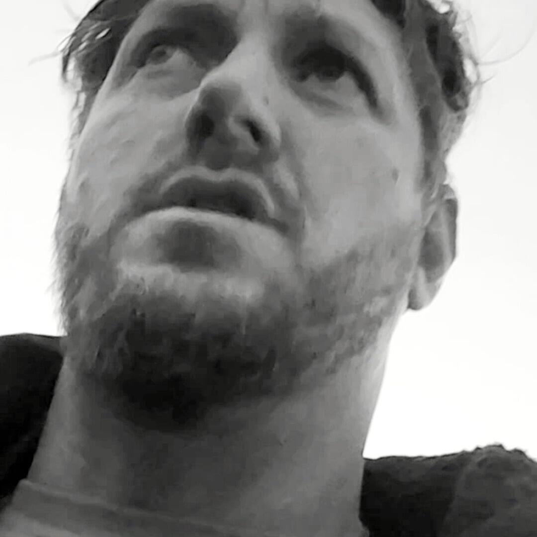 https://cdn.indiemusicreviews.net/images/listen-to-michael-beddows-new-album-becoming-whole-available-now.jpg