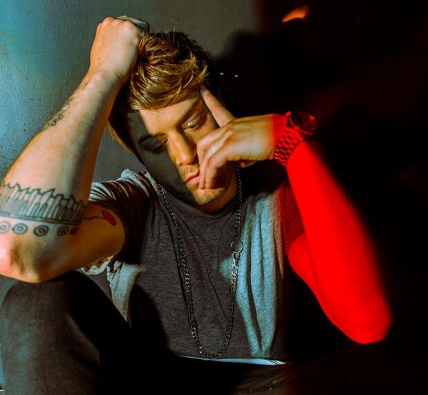 https://cdn.indiemusicreviews.net/images/little-hurt-colin-dieden-ex-the-mowglis-releases-new-single-cooler-if-u-did.jpg