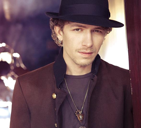 https://cdn.indiemusicreviews.net/images/michael-grimm-grimm.jpg