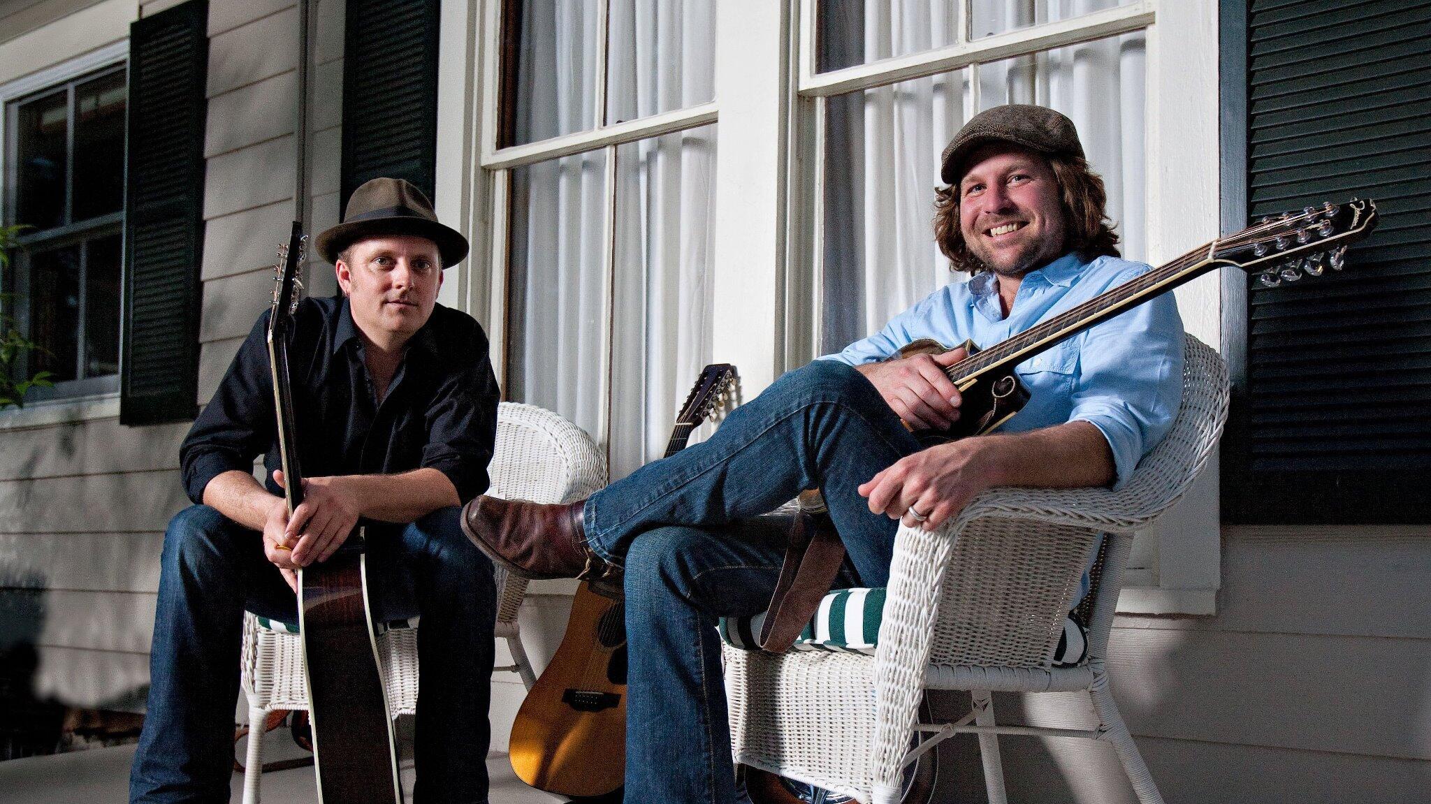 https://cdn.indiemusicreviews.net/images/moors-mccumber.jpg