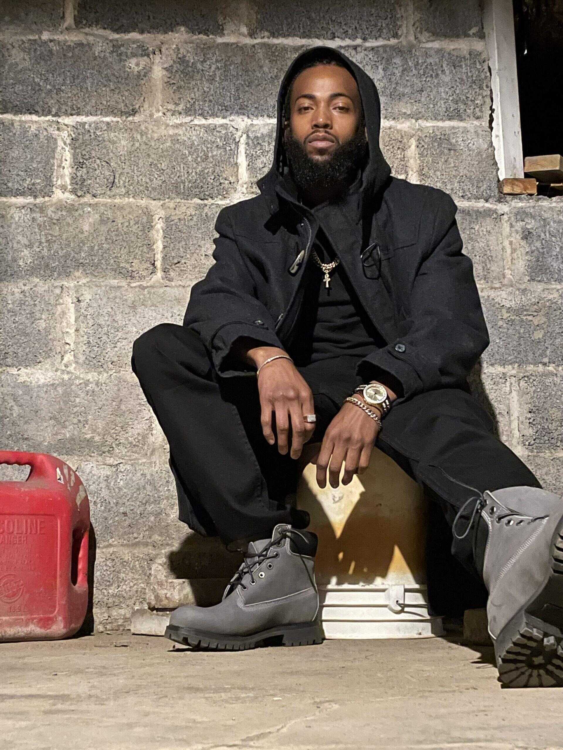https://cdn.indiemusicreviews.net/images/multi-talented-artist-murks-is-ready-to-redefine-creativity.jpg