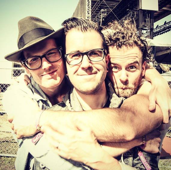 https://cdn.indiemusicreviews.net/images/mutts-fuel-yer-delusion.jpg