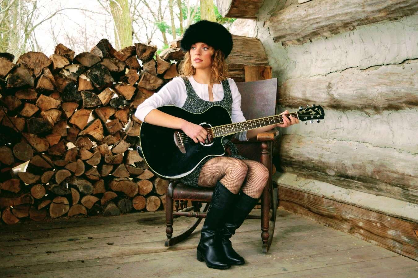 https://cdn.indiemusicreviews.net/images/olson-entertainment-brainstorm-music-makers-announces-the-brand-new-ep-the-introduction-of-laurel-k-adams-by-laurel-k-adams.jpg